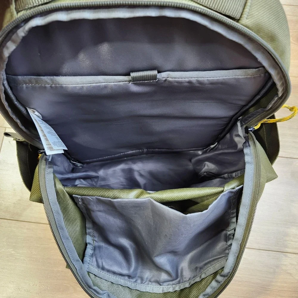 The North Face Daypack 22L Green Backpack Soft Case Bag